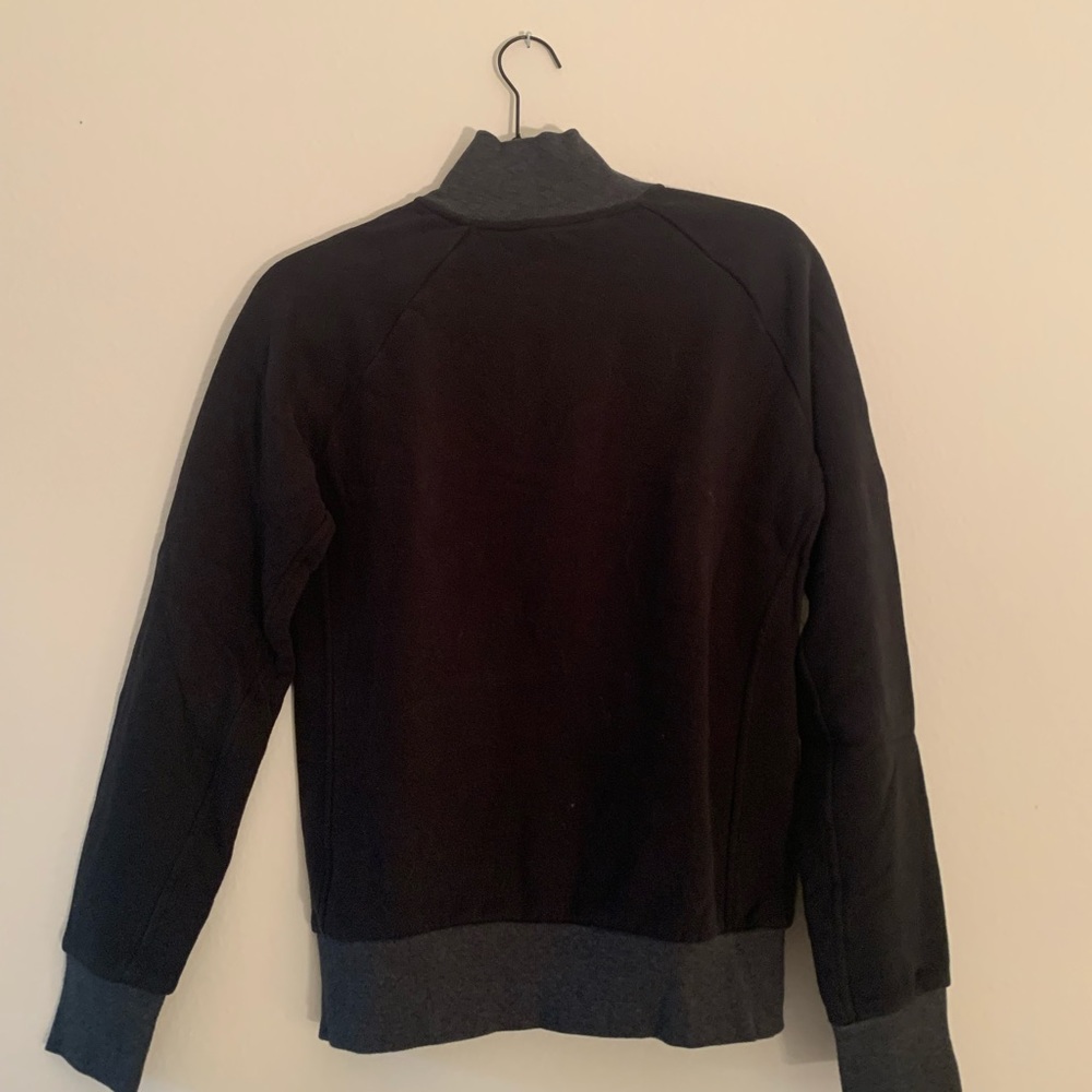 Adidas Pullover - Picture 2 of 3